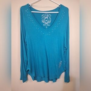 Betsey Johnson L v-neck longsleeve silver metallic studs scoop hem turquoise top